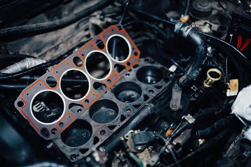 Common Symptoms of a Faulty Cylinder Head Gasket(s)